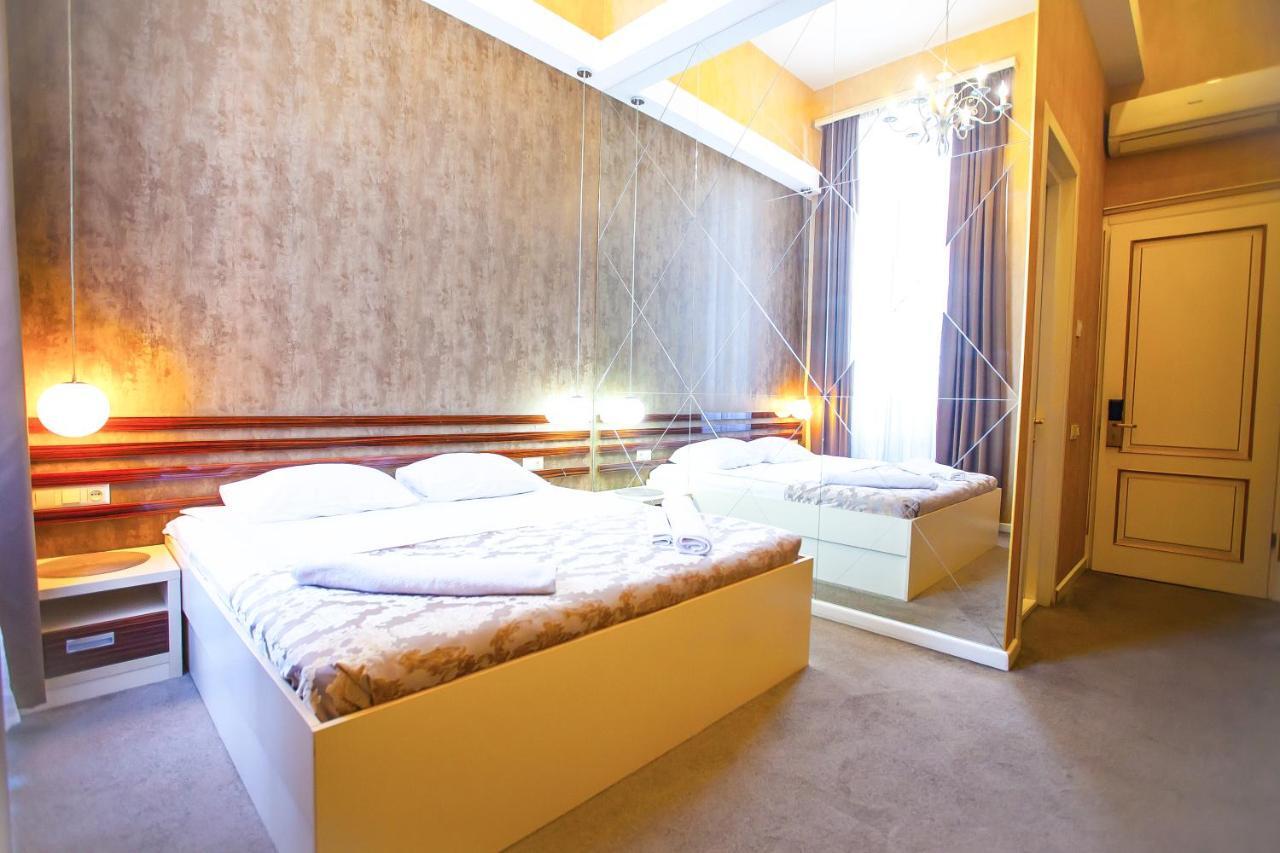 Rustaveli Hotel Tbiliszi Kültér fotó
