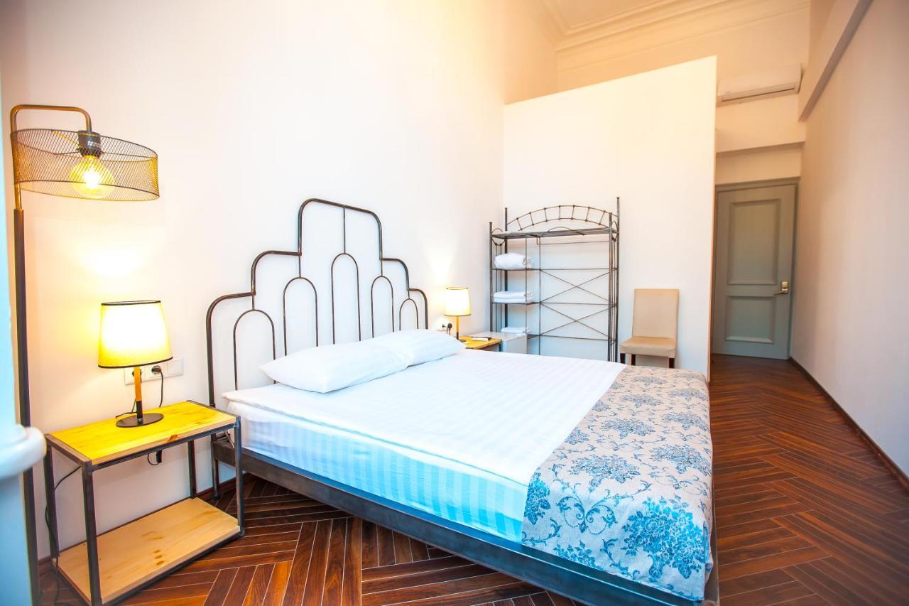 Rustaveli Hotel Tbiliszi Kültér fotó