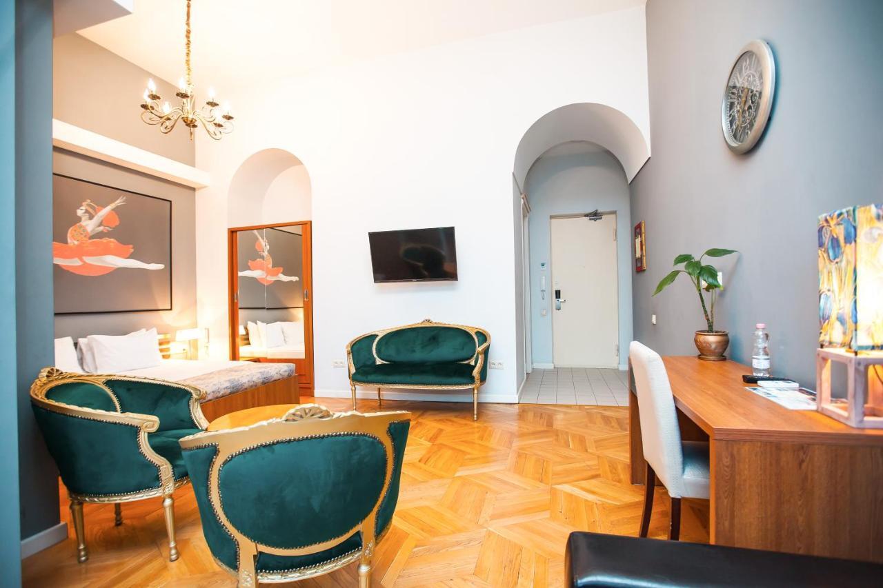 Rustaveli Hotel Tbiliszi Kültér fotó